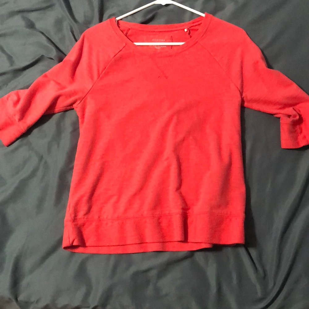 salmon colored top!